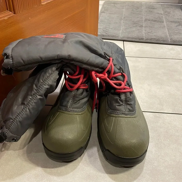 Sorel Snow Lion II woman’s green and grey waterproof and insulated boots - Picture 1 of 15